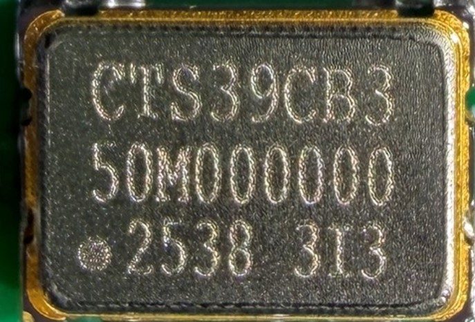 Clock generator, marked CTS39CB3 50M000000 2538 3I3