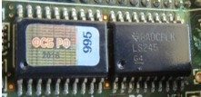 8-channel bus transceiver with 3 outputs — photo