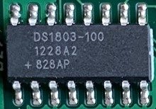 Addressable double digital potentiometer 100 kΩ, I2C, 8bit, DIP16, THT., marked DS1803-100 1228A2 +828AP