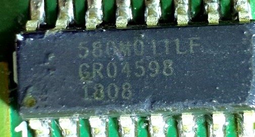 Clock multiplexer, marked ICS580-01 ICS580M-01ILF 580M01ILF GR04598 1808