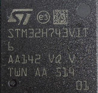 Microcontroller, marked STM32H743VIT 6 AA142 VQ V TWN AA 514 01