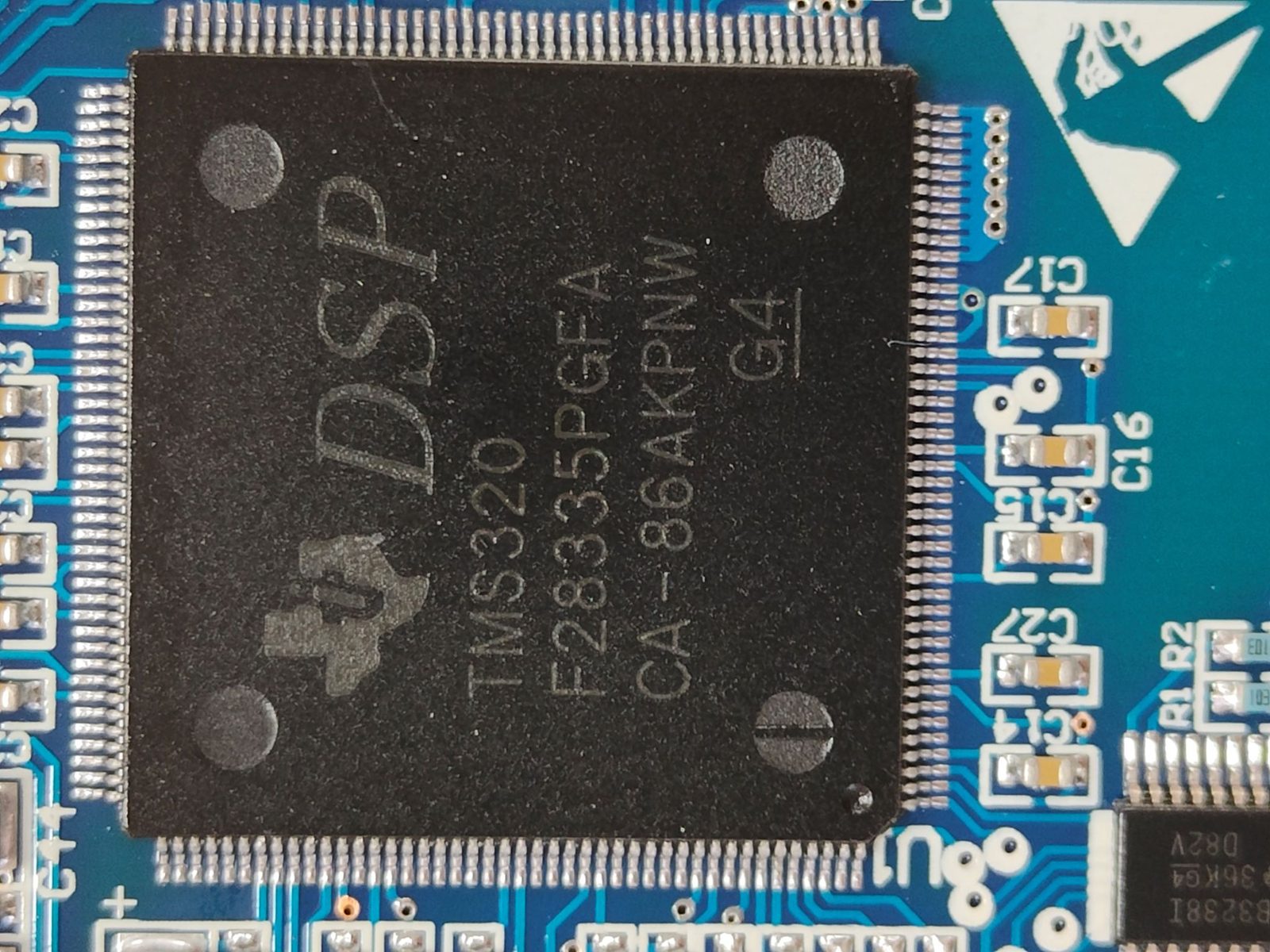 Real-time microcontroller with DSP connection manager TMS320, marked F28335PGFA CA-86AKPNW