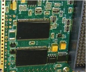 microcircuit, marked CY62157EV30L L-45ZSXI 1813 614000 F 04
