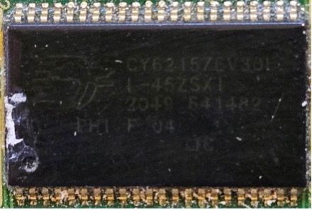 Static RAM, marked CY62157EV30 L – 45ZSXI 2049 641482 04 PHI F 04