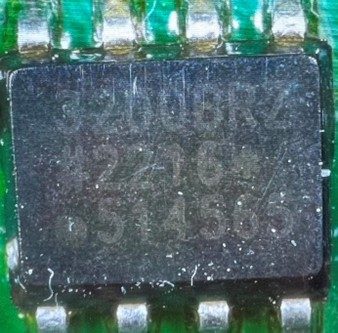 Dual-channel digital isolator, marked 3200BRZ #2216 514565